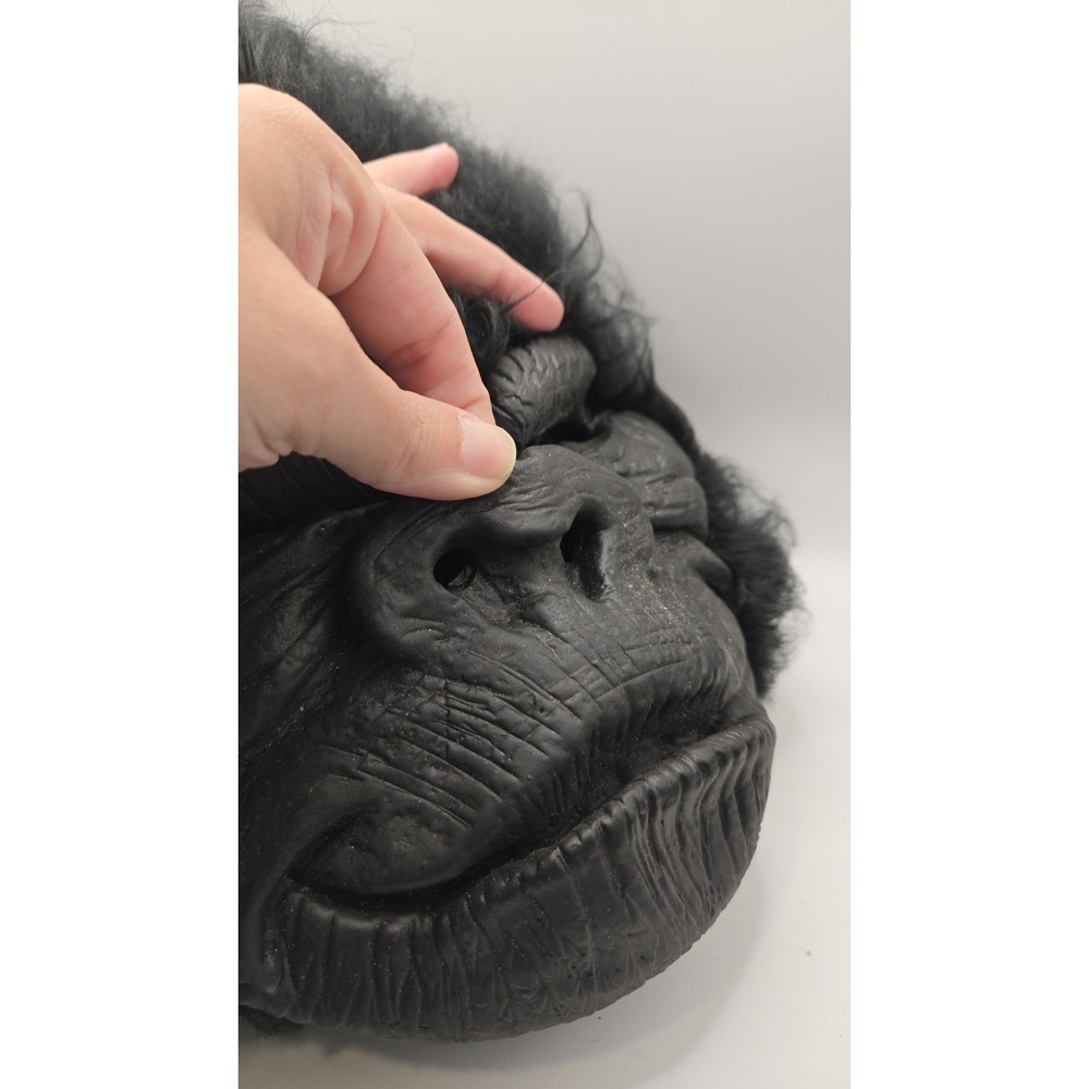VINTAGE GORILLA APE MASK HALLOWEEN COSTUME PROP FULL HEAD FURRY PRIMATE ADULT - Picture 5 of 6